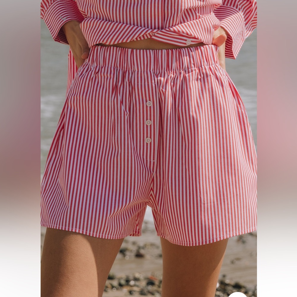 Daily Drills Red poplin resort shorts M/L